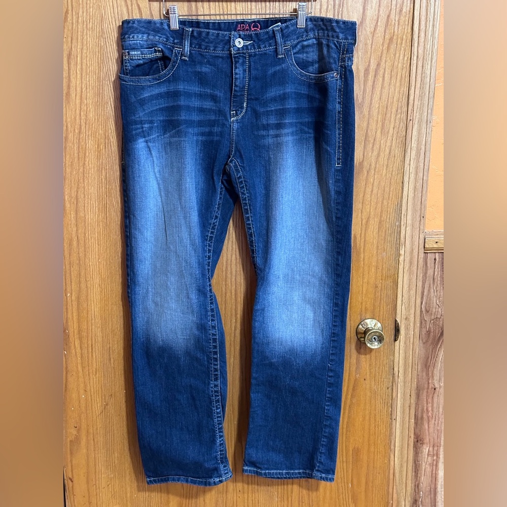 CINCH 19(35)Women's Ada Relaxed August Dark Mid Rise Bootcut Jeans western(JB2)